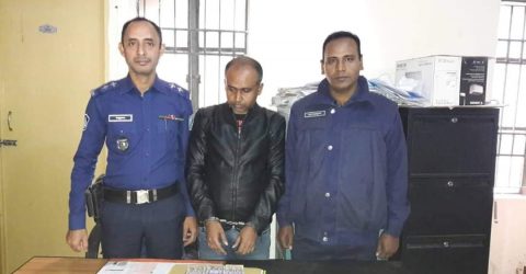 শ্রীপুরে হাসপাতাল থেকে টাকা চুরির ঘটনায় আসামী গোপালগঞ্জ থেকে গ্রেফতার।