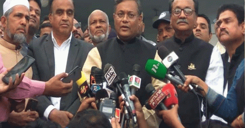 বিএনপি ‘খালেদার স্বাস্থ্য নিয়ে তথ্যসন্ত্রাস করছে’