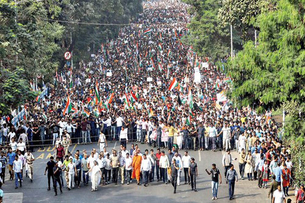 ভারতের নাগরিকত্ব আইন বাতিলে, লাখো মানুষের মিছিল নিয়ে রাজপথে মমতা