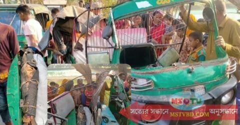 কসবায় সিএনজি উল্টে নিহত ১ আহত ২