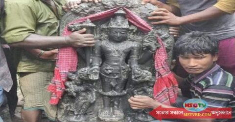 দিনাজপুরে পুকুর খুঁড়তেই মিললো ২১৫ কেজি ওজনের মূর্তি