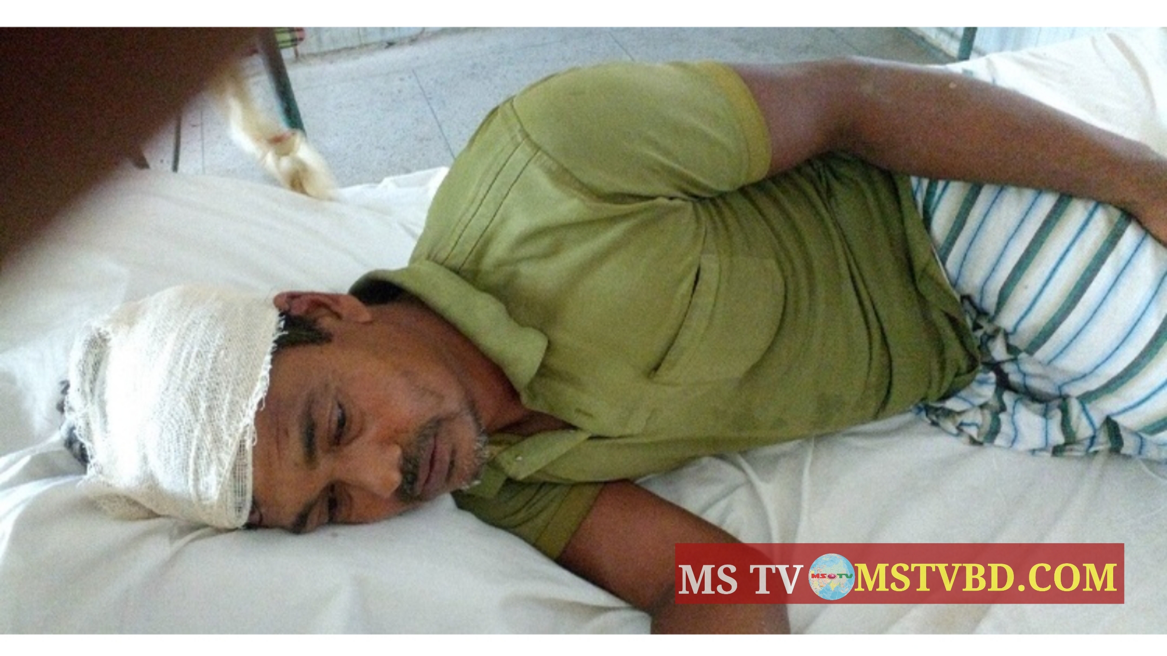 পাবনায় ইমামের বেতনের টাকা নিয়ে সংঘর্ষে আহত ৩