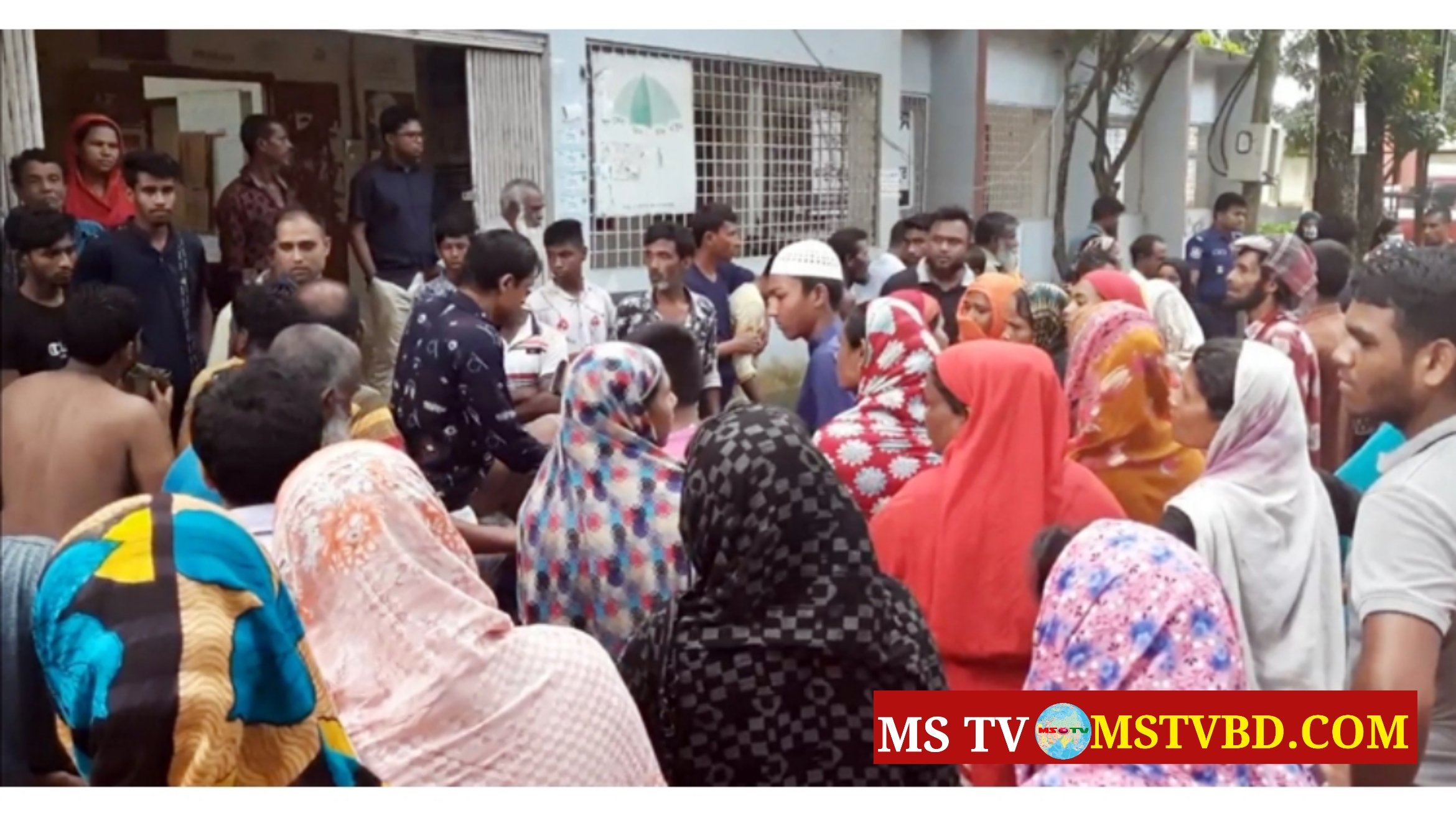 প্রেমিকের ছুরিকাঘাতে প্রাণ গেলো কলেজছাত্রীর