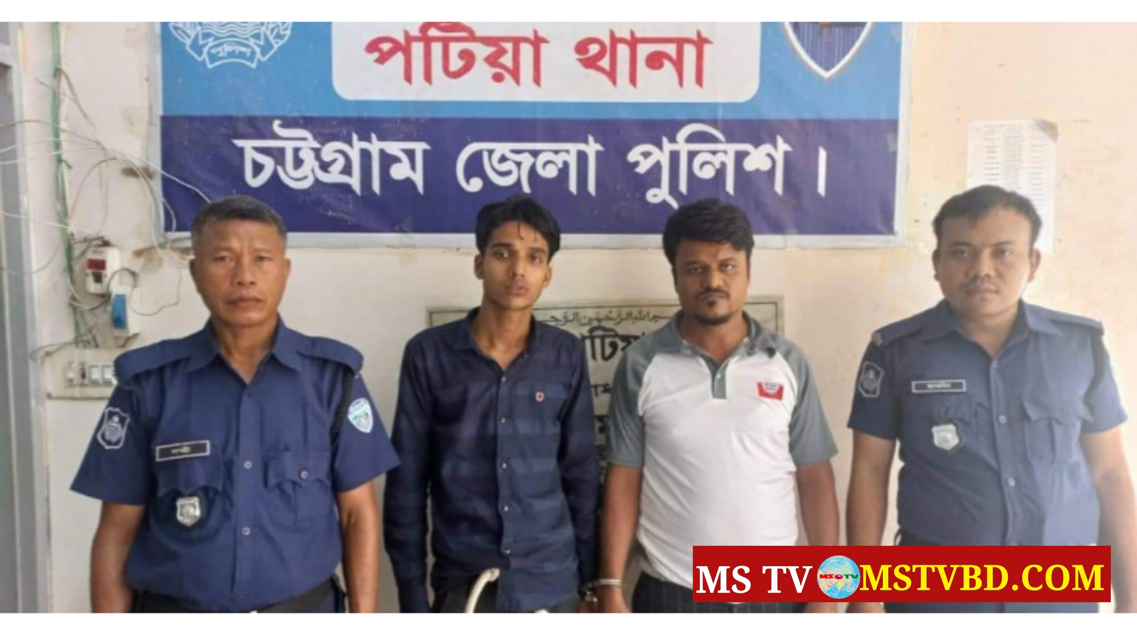 চট্টগ্রামে দোকানে কর্মচারী বেশে চুরি, অবশেষে পুলিশের জালে ধরা