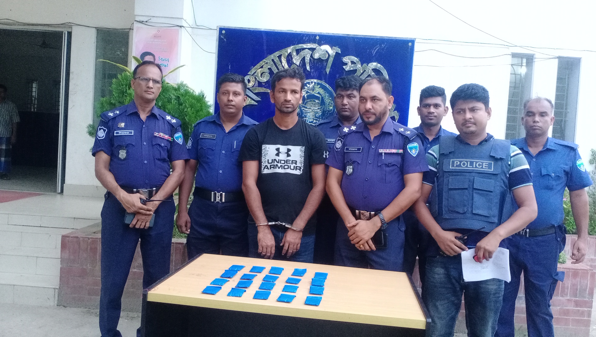 কসবায় ৪হাজার পিস ইয়াবাসহ আটক এক