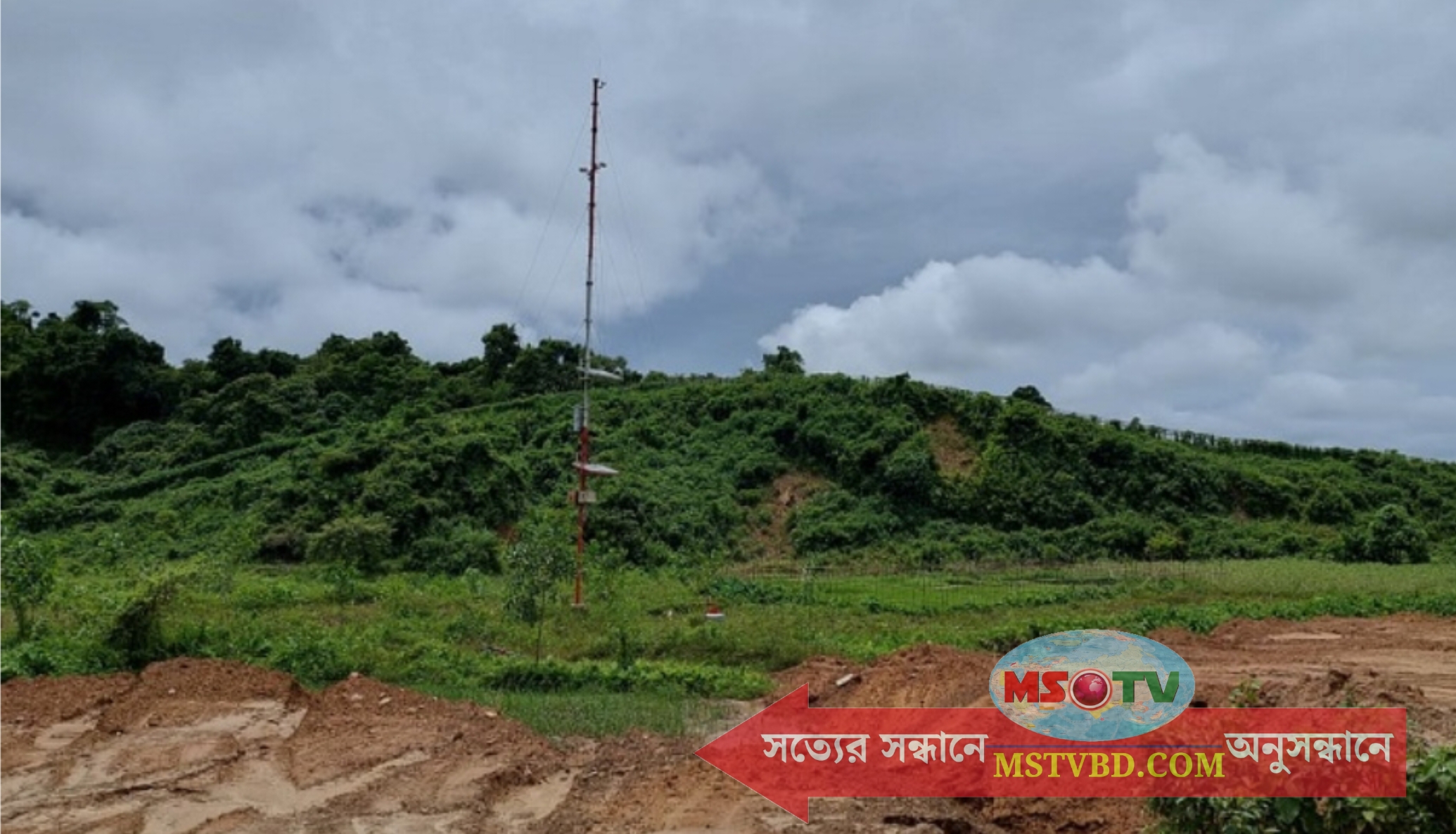 সীমান্তে চলছে গোলাগুলি , আবারও অনুপ্রবেশের অপেক্ষায় রোহিঙ্গারা