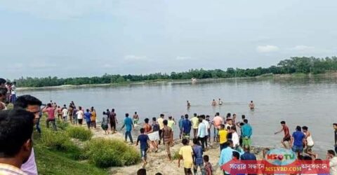 নৌকাডুবির ঘটনায় নিহতের সংখ্যা বেড়ে ৫৬, ফের উদ্ধার অভিযান শুরু