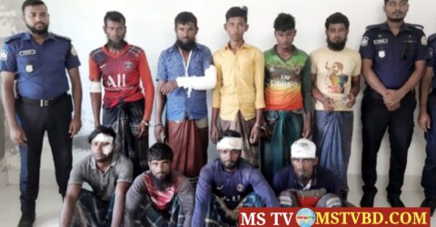 হিজলায় ইলিশ রক্ষার অভিযানে পুলিশের ওপর হামলা, দুই রাউন্ড গুলি, আটক ৯