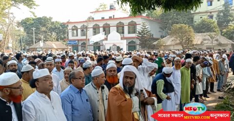 কসবায় বিএনপি নেতা কামালের মায়ের জানাজায় হাজারো মানুষের ঢল