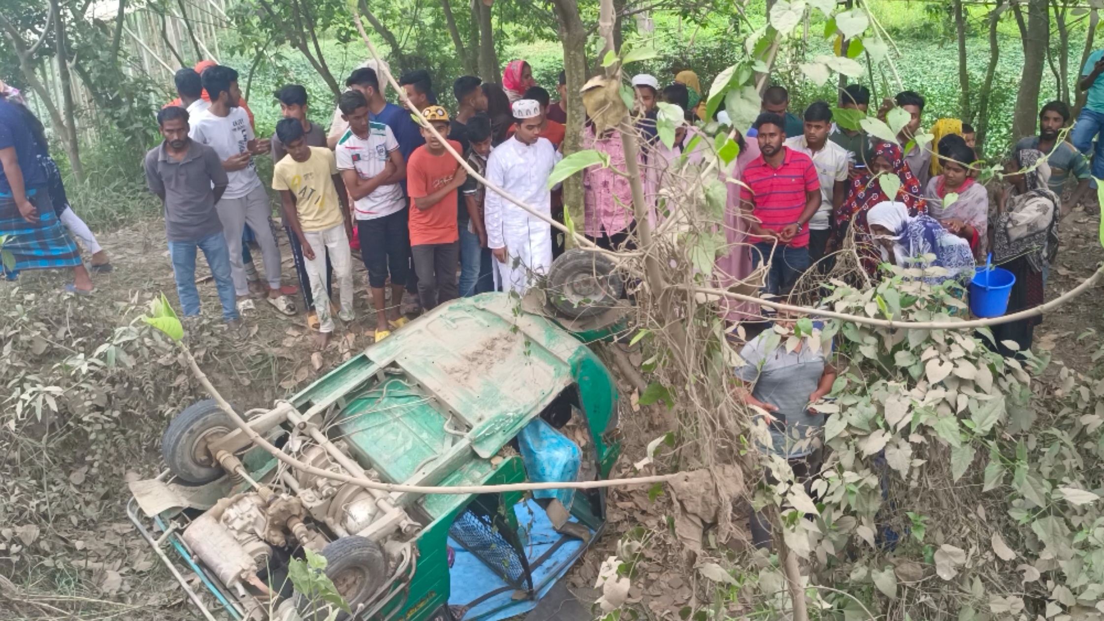 কসবায় সিএনজির ধাক্কায় মাদ্রাসা শিক্ষার্থীর মর্মান্তিক মৃত্যু