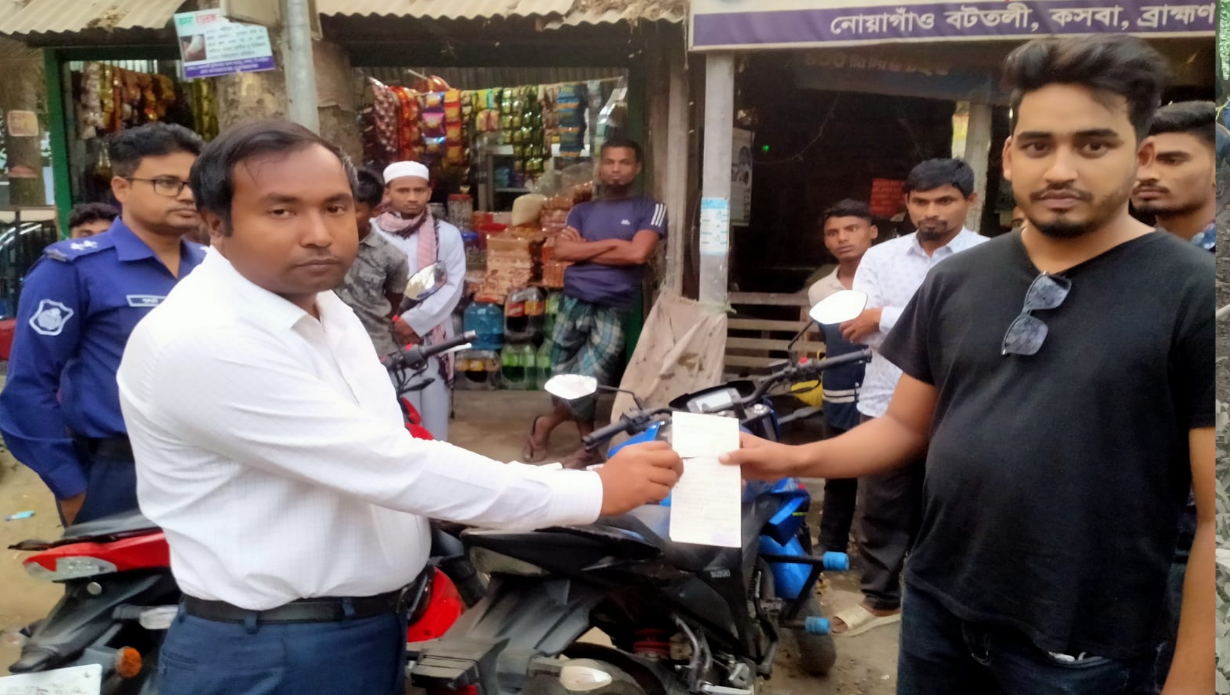 কসবায় সড়ক দুর্ঘটনা রোধে লাইসেন্স বিহীন চালক ও গাড়ির বিরুদ্ধে অভিযান শুরু