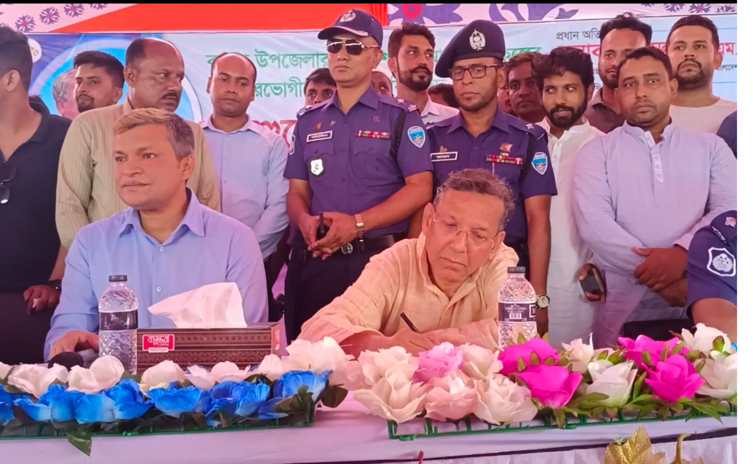 শেখ হাসিনাকে আবারও প্রধানমন্ত্রী বানালে, আপনাদের ভবিষ্যৎ নিয়ে চিন্তা করতে হবে না : আইনমন্ত্রী