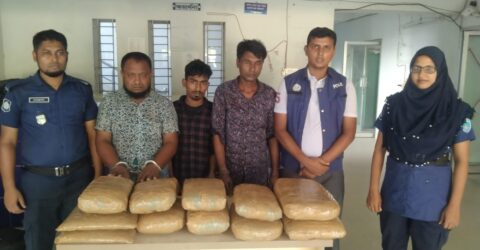 কসবায় ফের ২৫ কেজি গাঁজাসহ আটক ৩