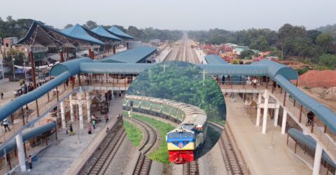 নিরাপত্তার শঙ্কায় রোববার চট্টগ্রাম থেকে ৬ ট্রেনের যাত্রা বাতিল