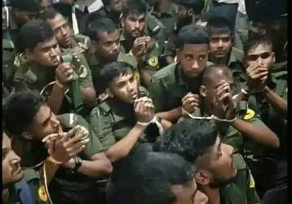 শিক্ষার্থী ও সেনার ওপর হামলায় আটক ৩৫০ আনসার, হচ্ছে মামলা